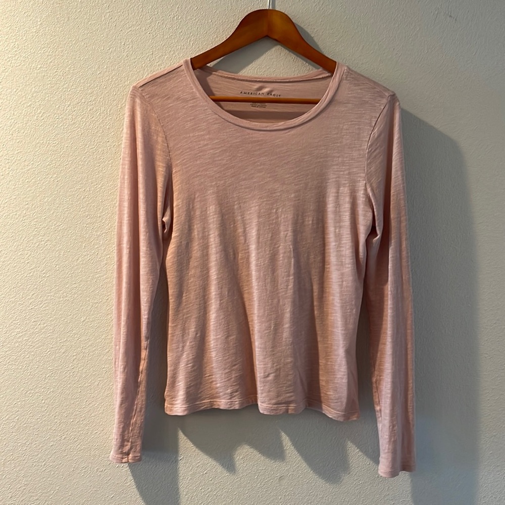 American Eagle.  M.  Pink long sleeve.